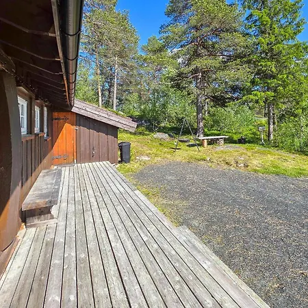 Feriehus In With House A Mountain View *